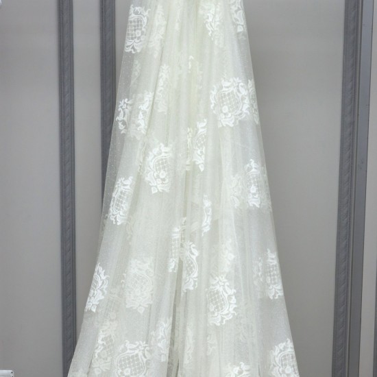 Hür-139 V-2 Wholesale Brode Embroidered Tulle Curtain Fabrics Living Room and Bedroom Curtains 2 Models 100% Polyester